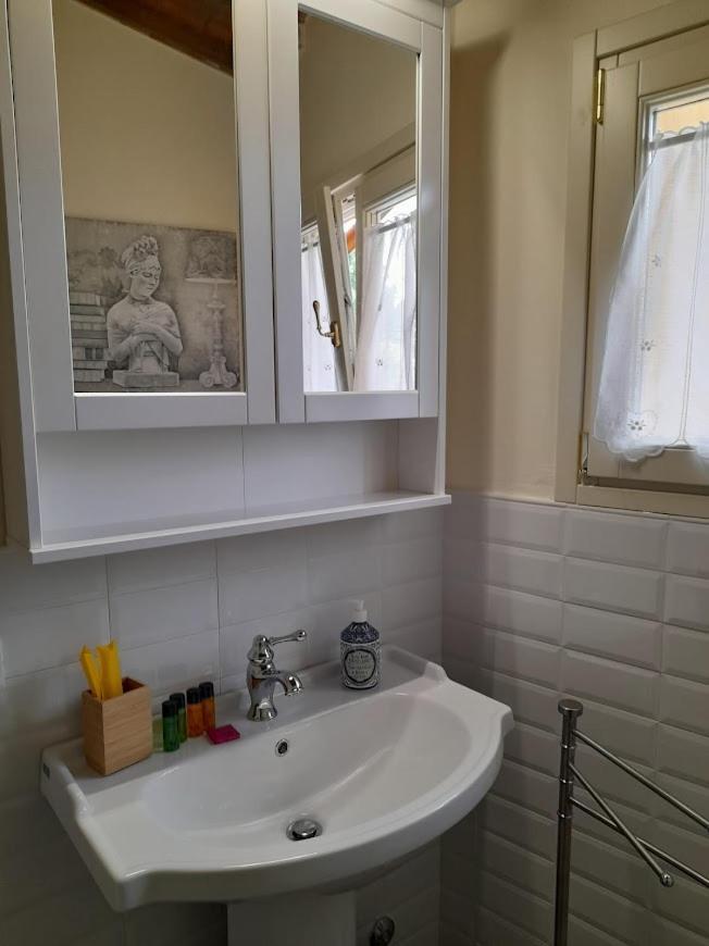 B&B Villino Luschi Pisa Centro Buitenkant foto